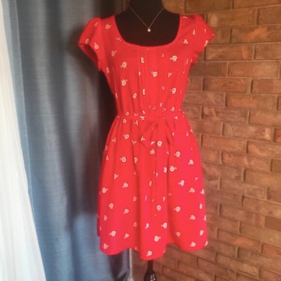 Xhilaration Dresses & Skirts - Xhilaration Lightweight Spring/Summer Dress Salmon w/Antique Bikes - Size M